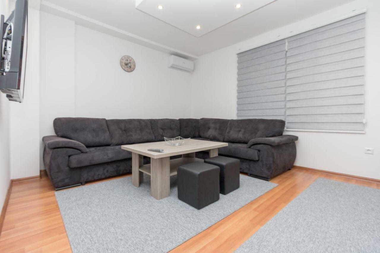 Apartman Emir SJJ Exterior foto