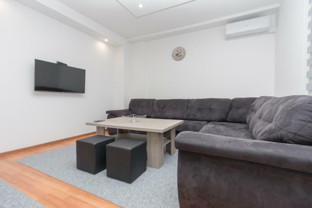 Apartman Emir SJJ Exterior foto